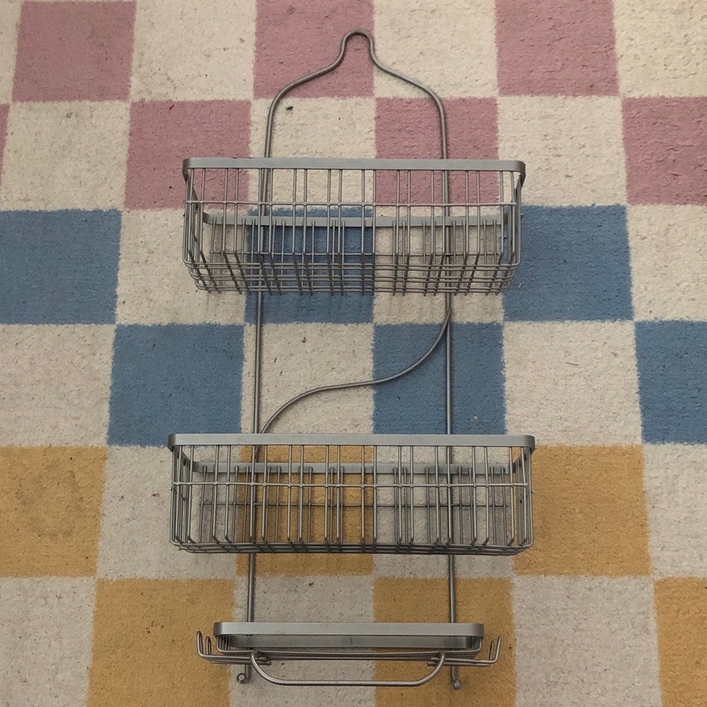 🥳 Silver Shower Caddy ❣️Ship Alone❣️